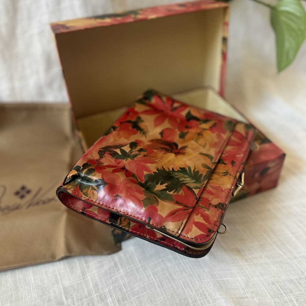 Patricia Nash Floral Leather Purse NWT